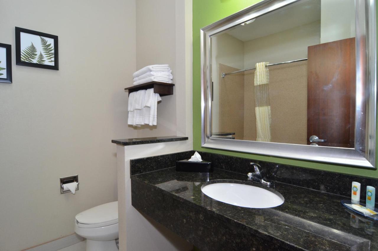 Quality Inn & Suites Kenedy - Karnes City Rom bilde