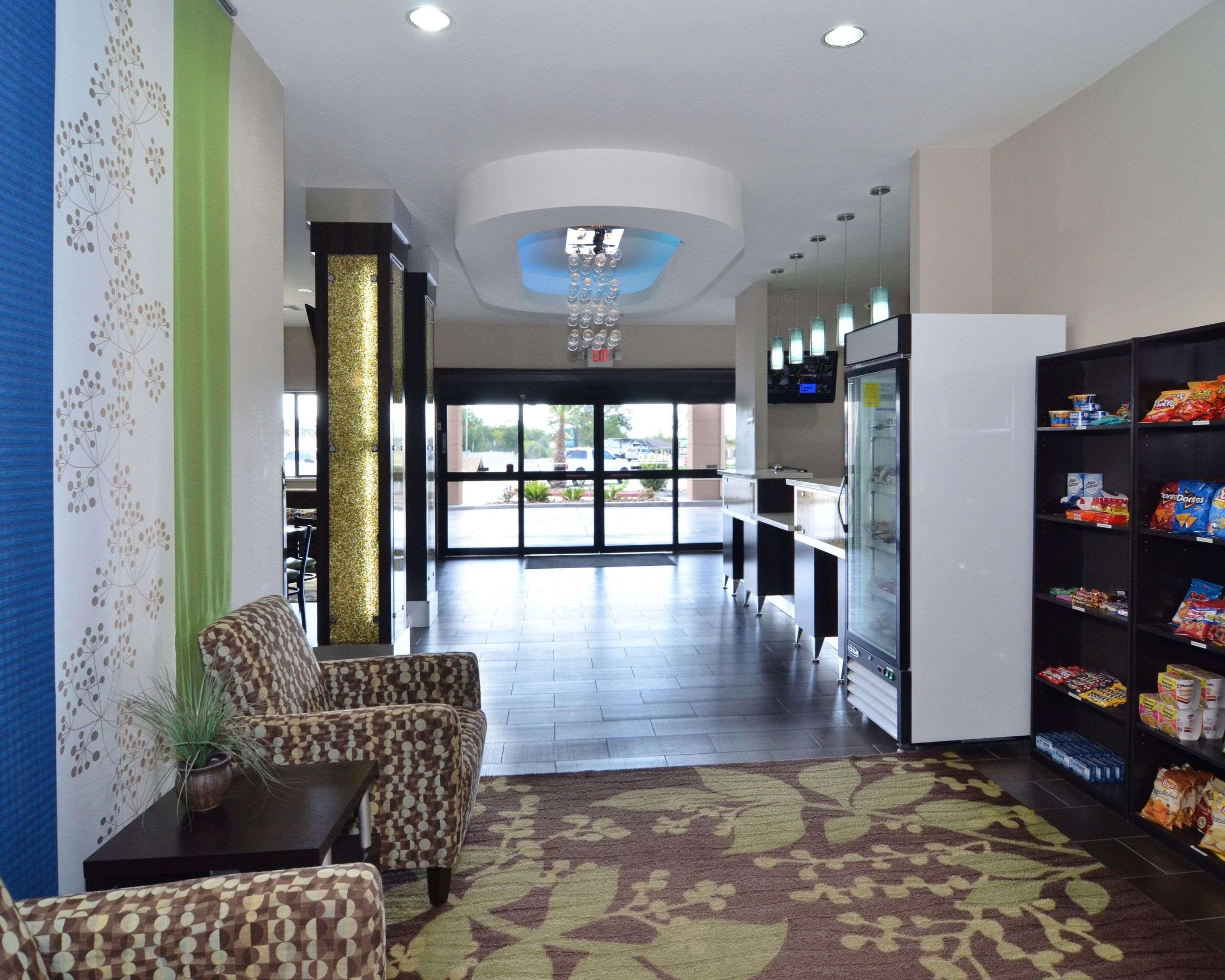 Quality Inn & Suites Kenedy - Karnes City Eksteriør bilde