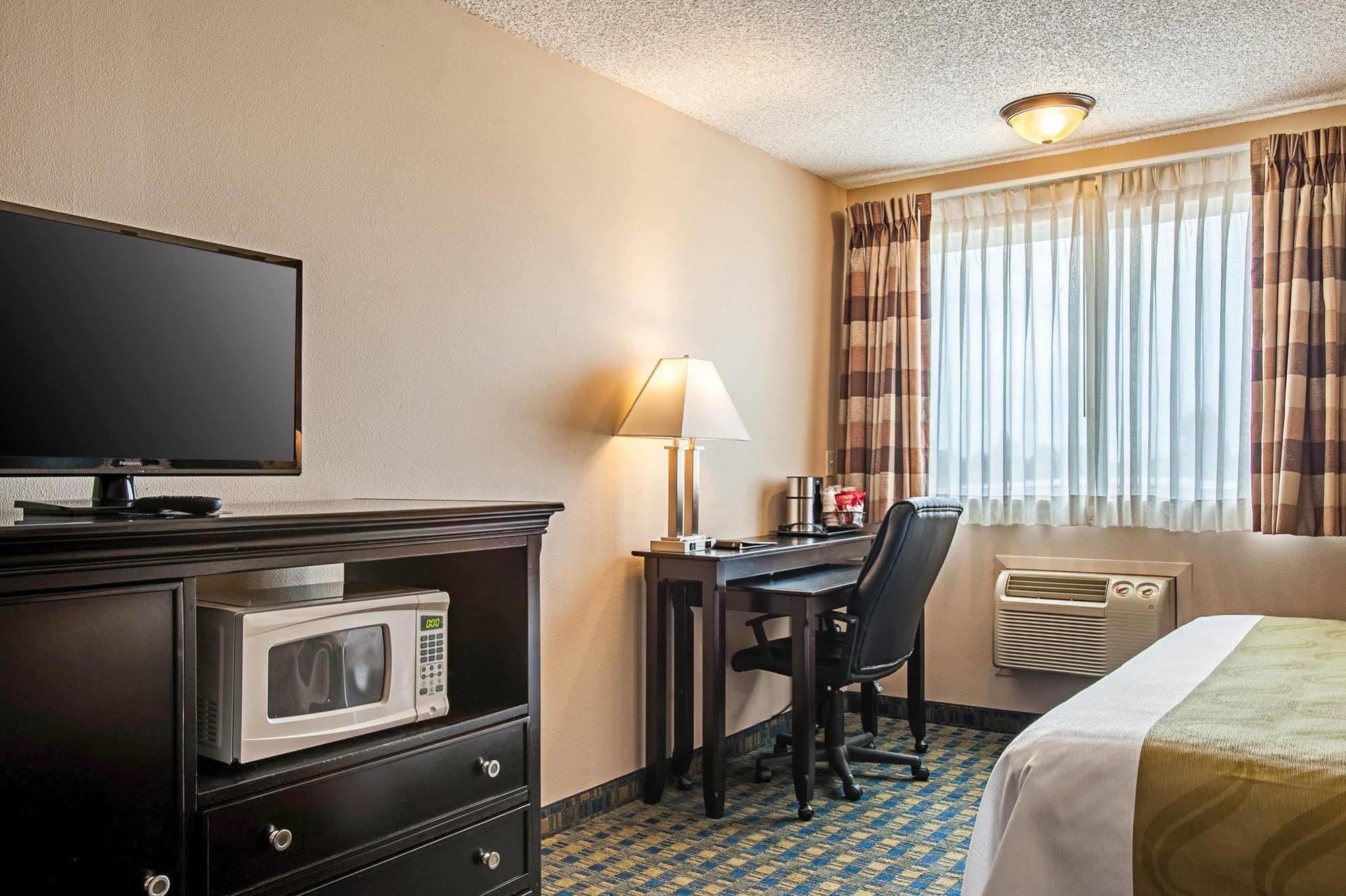 Quality Inn & Suites Kenedy - Karnes City Eksteriør bilde